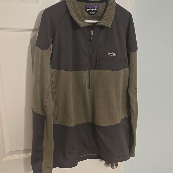 Patagonia Men's Two-Tone Jacket - Black and Olive - Picture 1 of 11